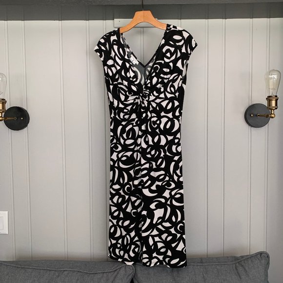 London Times Dresses & Skirts - Black and White Dress